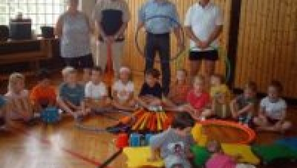 Neue Turngeräte