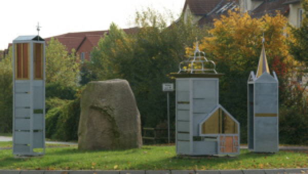 Kreisel-Kirchtürme